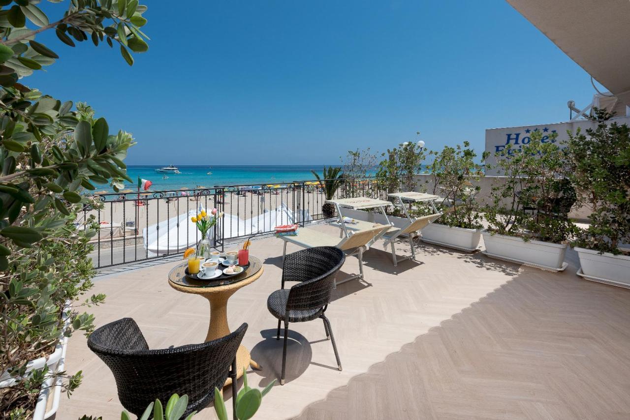 Hotel Riviera San Vito Lo Capo Bagian luar foto